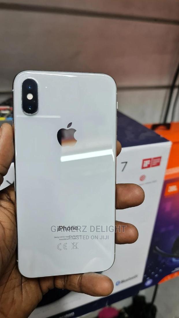 Apple iPhone X 256 GB White - thumbnail 2
