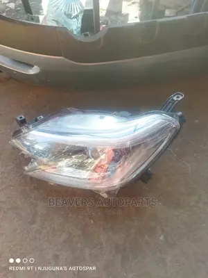 Mark X 2013 Headlight