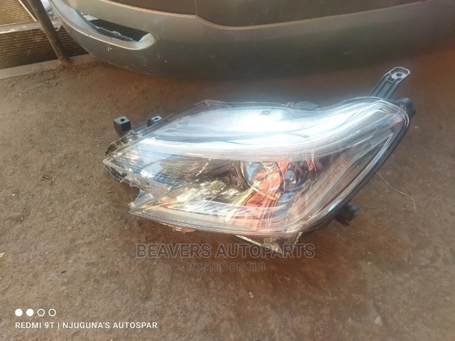 Mark X 2013 Headlight