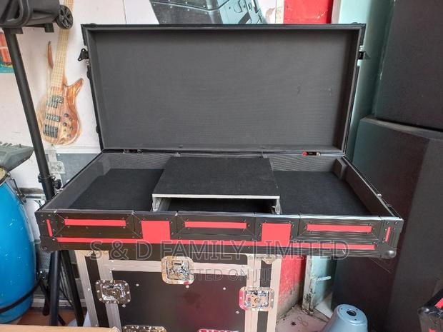 Pro Dj Flight Case - thumbnail 2