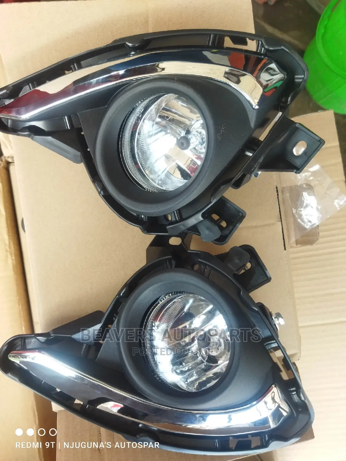 Mazda Demio 2015 Foglights