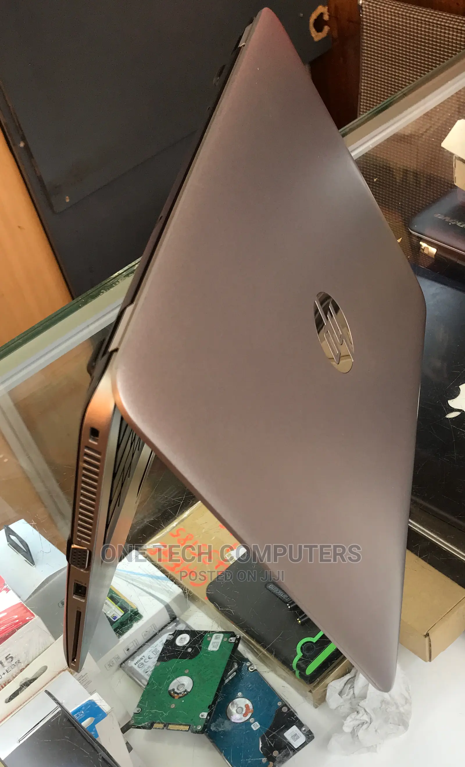 We Do Buy Dead and Working Laptops