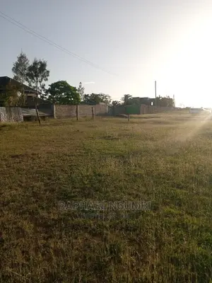 Six (6) 100*100 Plots at Kyumbi