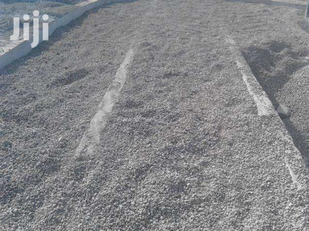 Pumice for Building, Holticultural, Hydroponics Farming - thumbnail 2