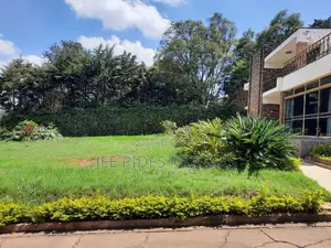 7 Bedroom House for Sale in Waiyaki Way