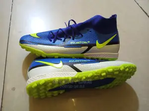 Phantom GT 2 Astro Turf Football Trainers