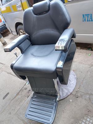 Imported Jumbo Barber Chair - thumbnail 2