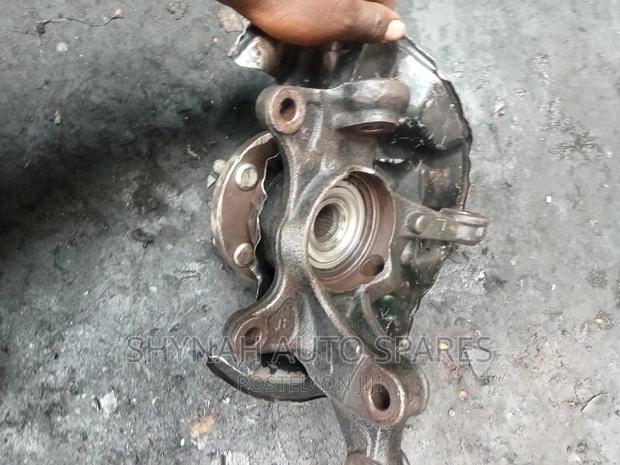 Front Hub Toyota Wish New Model Left Side - thumbnail 2
