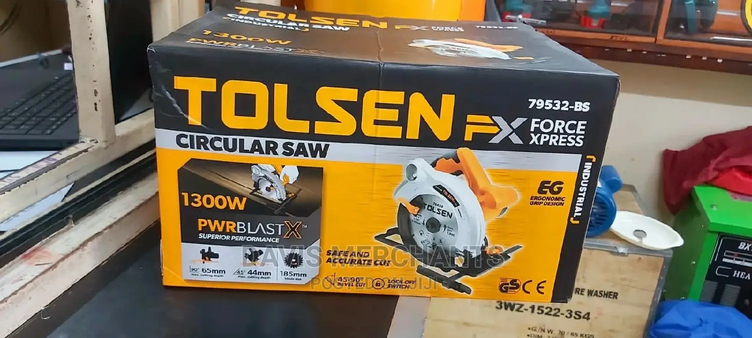 Suitable Circular Saw 1300w