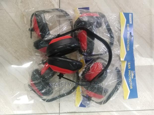 Red/Black Earmuffs - thumbnail 3