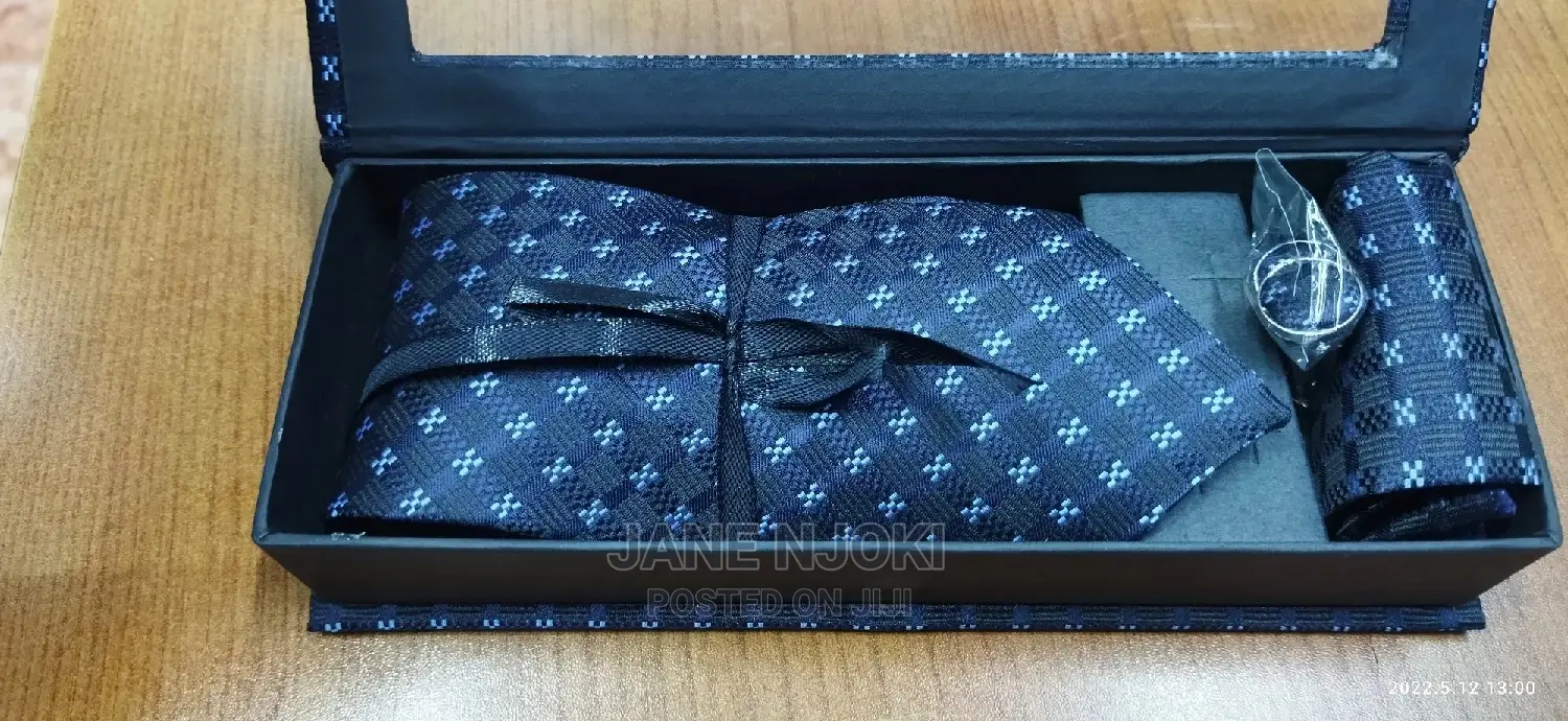 Set Tie Men