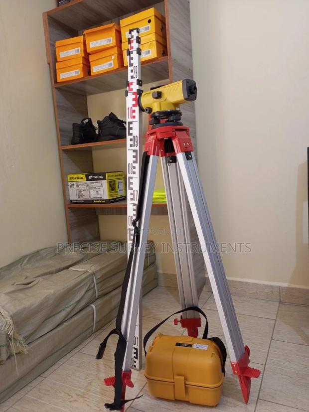 Topcon at-B4a Dumpy Level Machine Set - main view