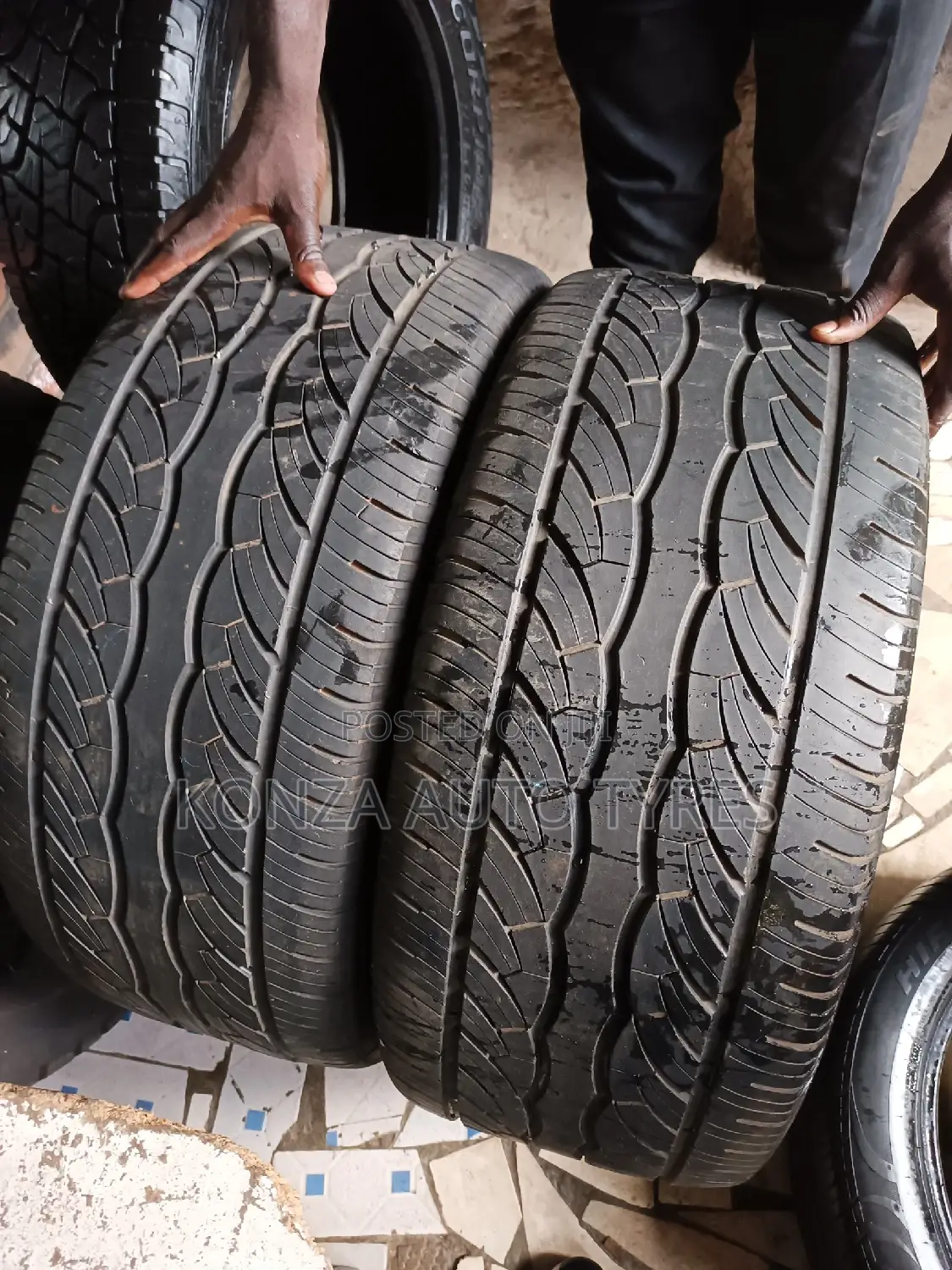Alitezo Tyres Size 305/40r22 Per Pc