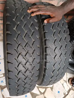 Dunlop Tyres Size 750r16 Per Pc