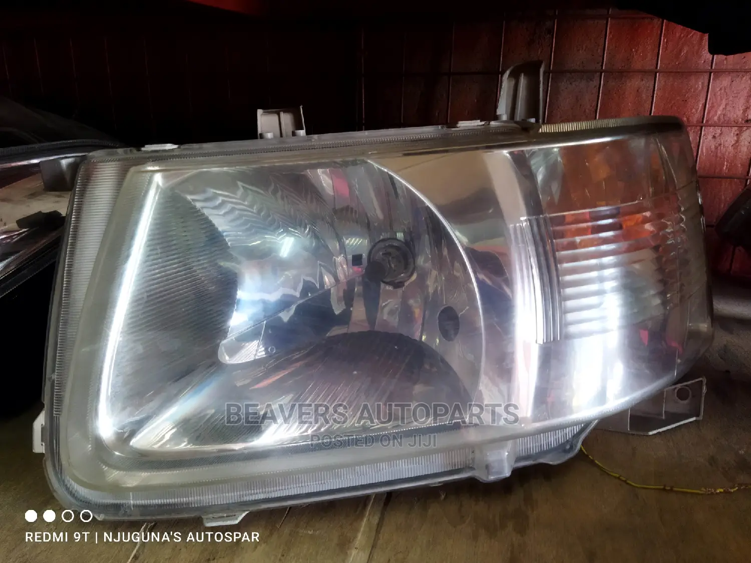 Succeed Headlight