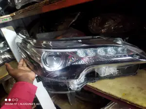 Toyota Fortuner 2015 Headlight