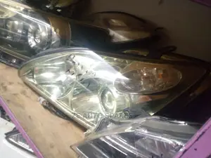 Harrier No 4. Headlight Xenon