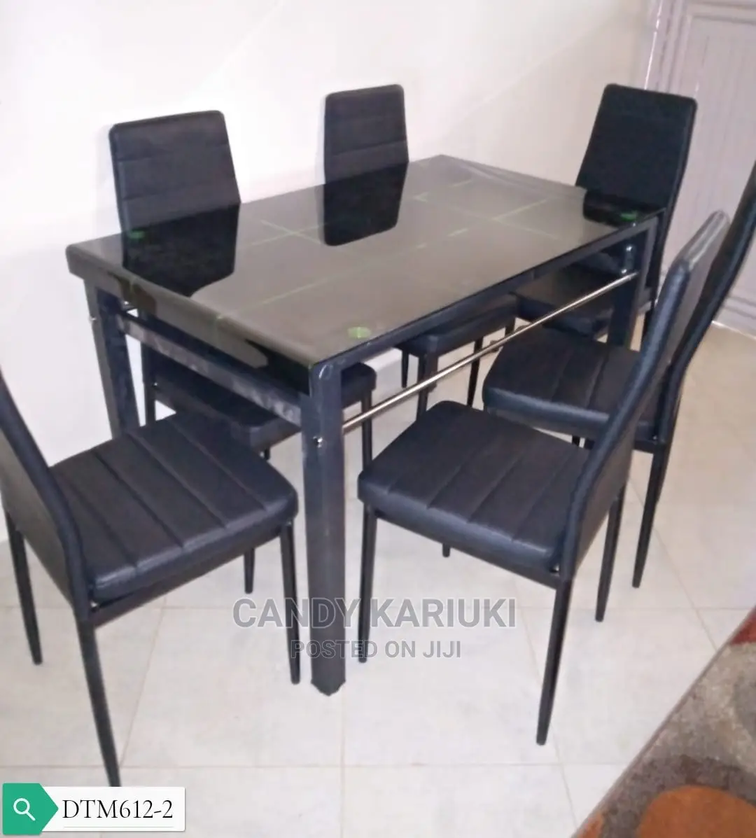 Spacious 6 Setaer Dining Table Set