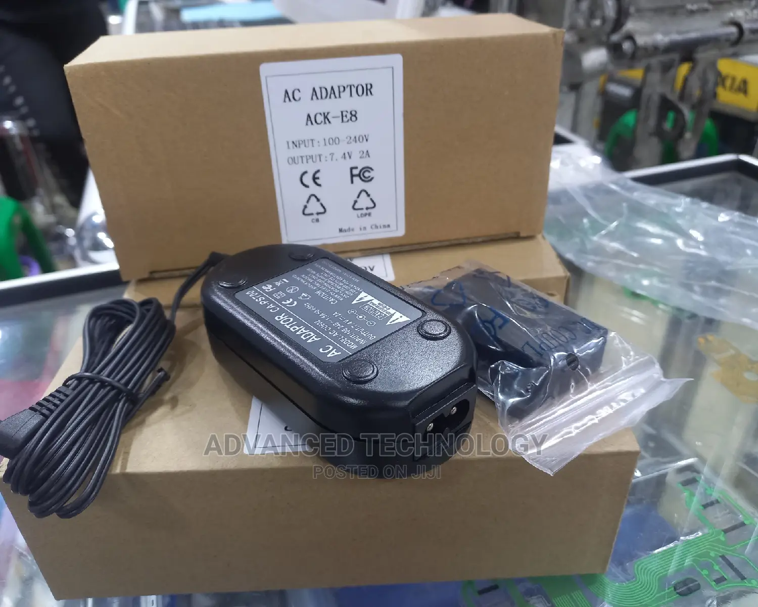 LP-E8 Dummy Battery/Ac Adaptor