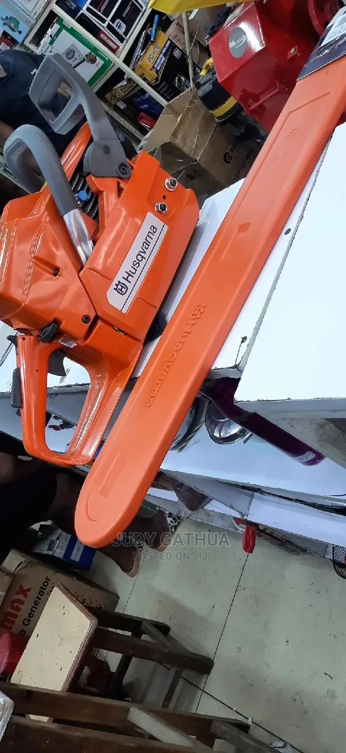 Husqavana Chain Saw 272 Original