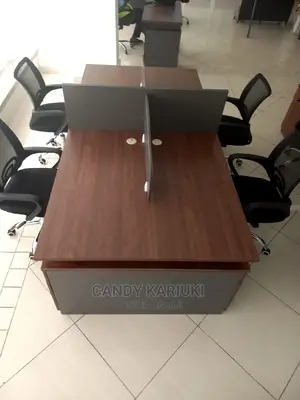 Spacious 4 Way Workstation