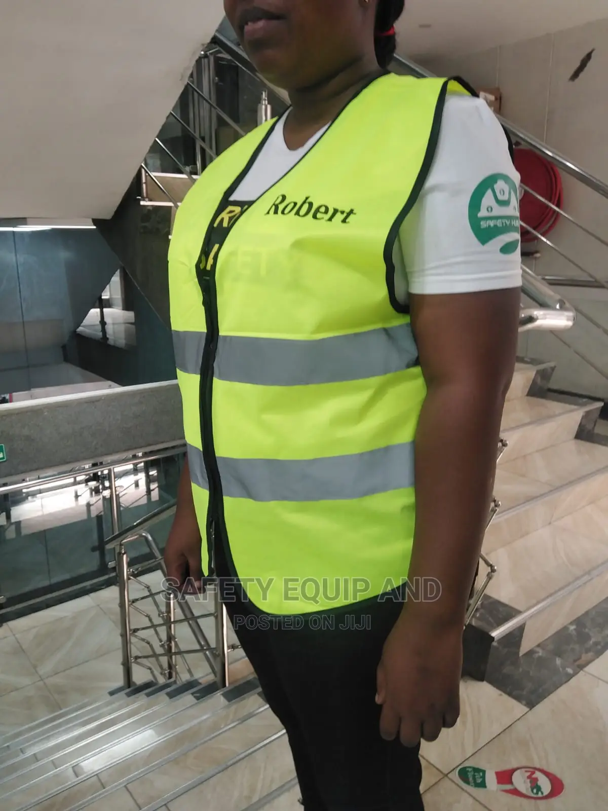 Zipped/Green Reflective Vest
