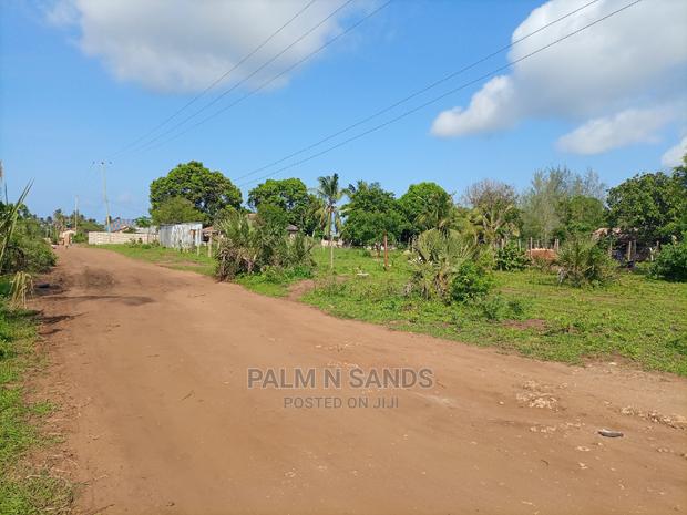 Prime Quarter Acre Plots for You!! - thumbnail 8