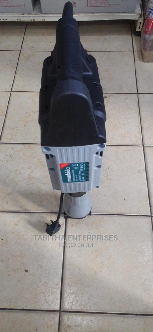 Demolition Hammer