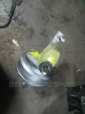 Brake Booster and Master Cylinder Prado 95 Without Switch