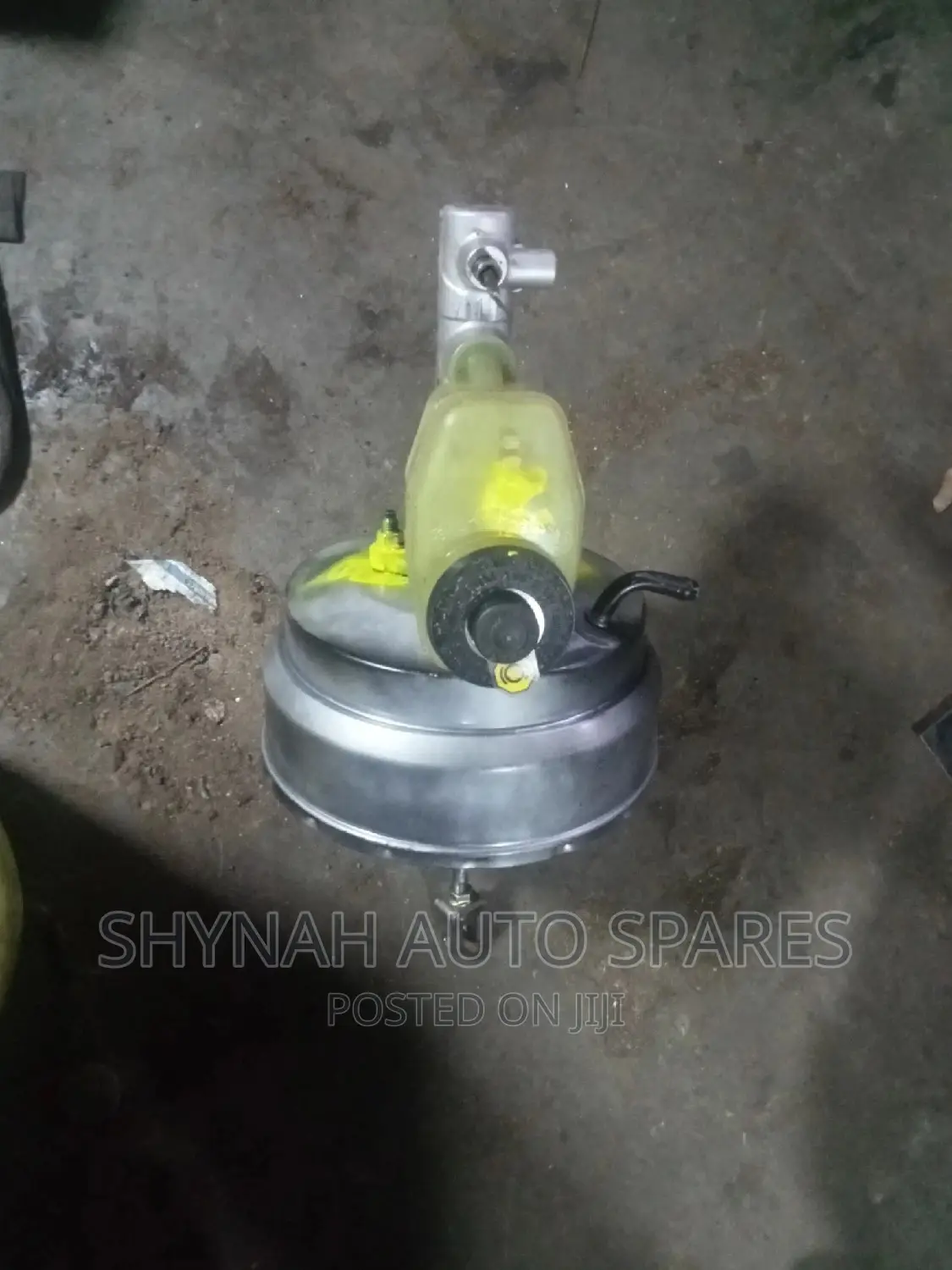 Brake Booster and Master Cylinder Prado 95 Without Switch