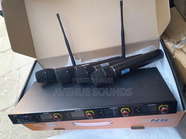 Bnk 4 Wireless Microphones