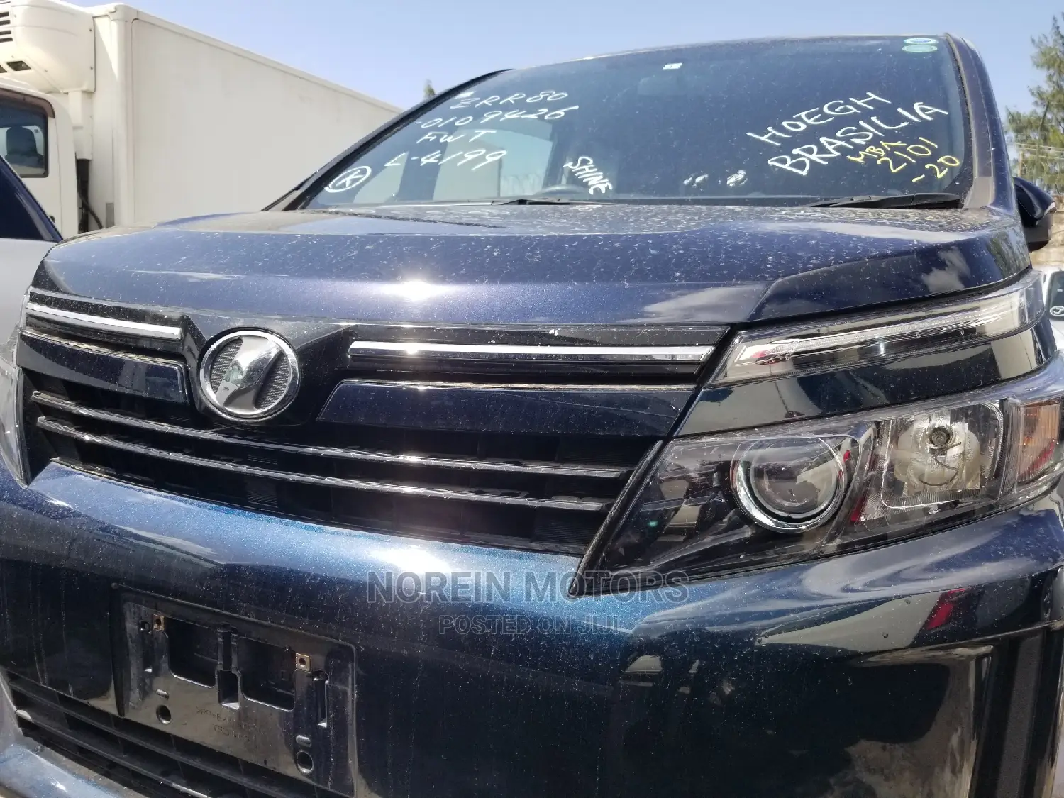 Toyota Voxy 2015 Black