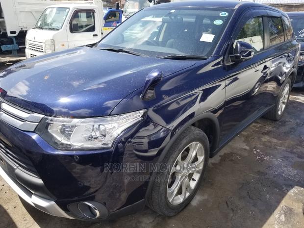 Mitsubishi Outlander 2015 Blue