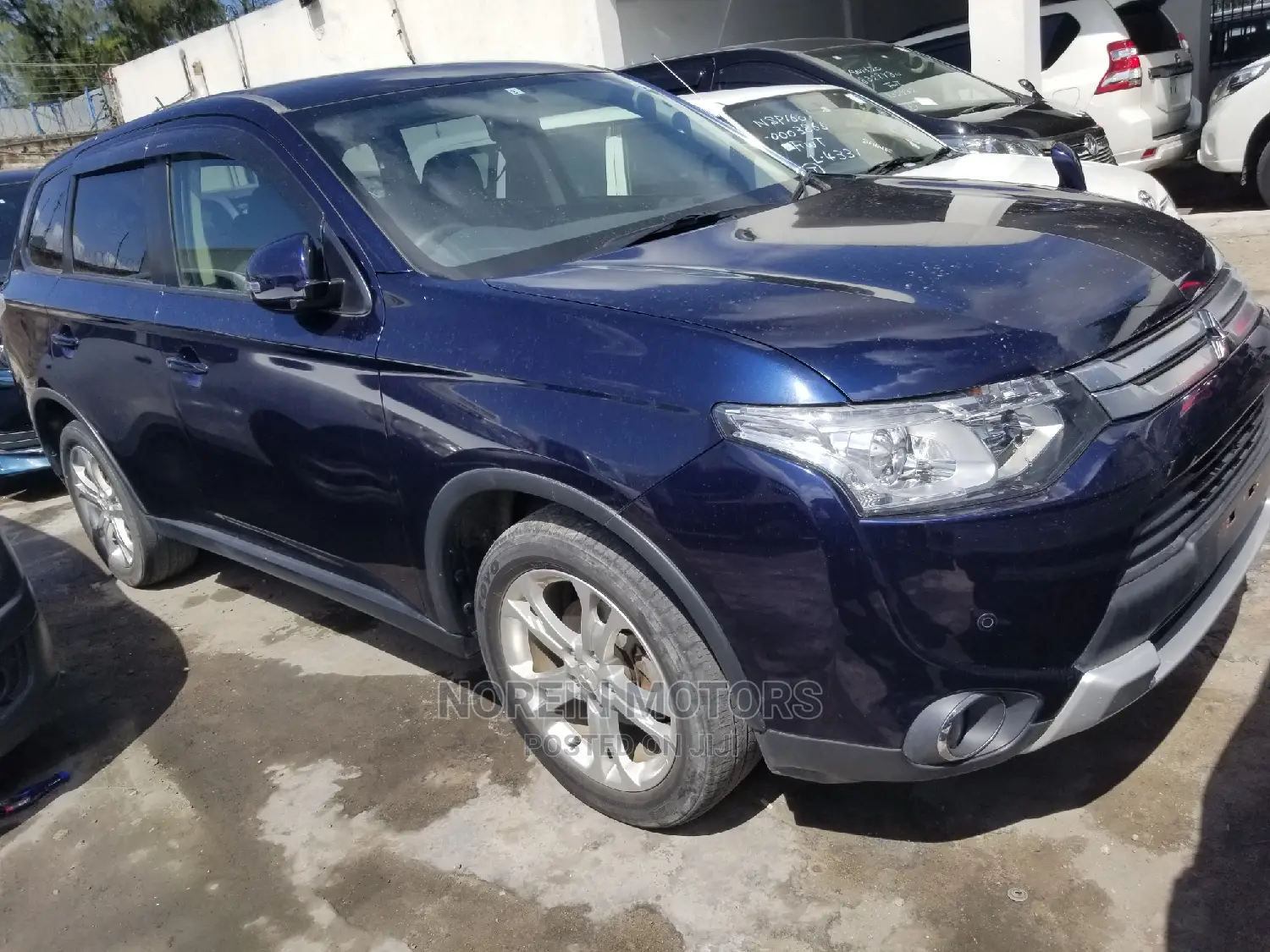 Mitsubishi Outlander 2015 Blue