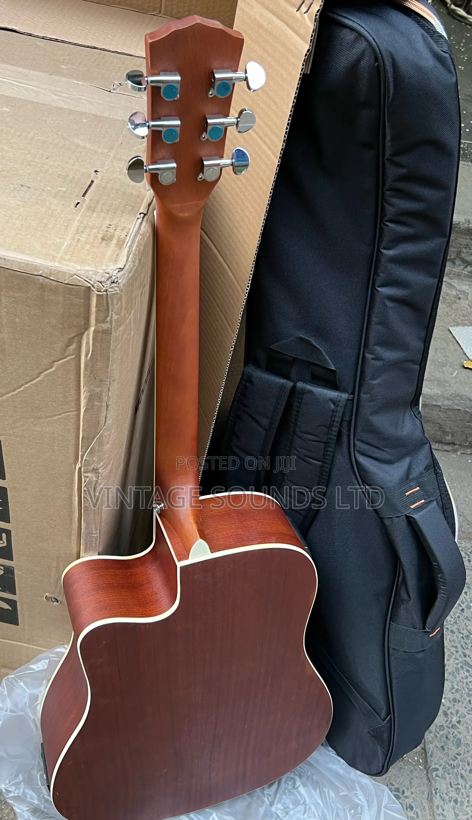 41 Inches Fender Semi Acoustic