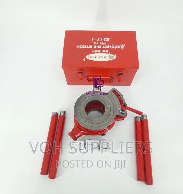 Strong Rachet Die Stock 0.5 - To 2 Inches With 2 Handles - main view