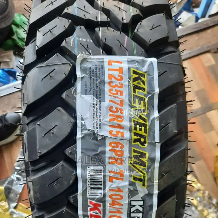 235/75r15 Kenda Tyres Made in China