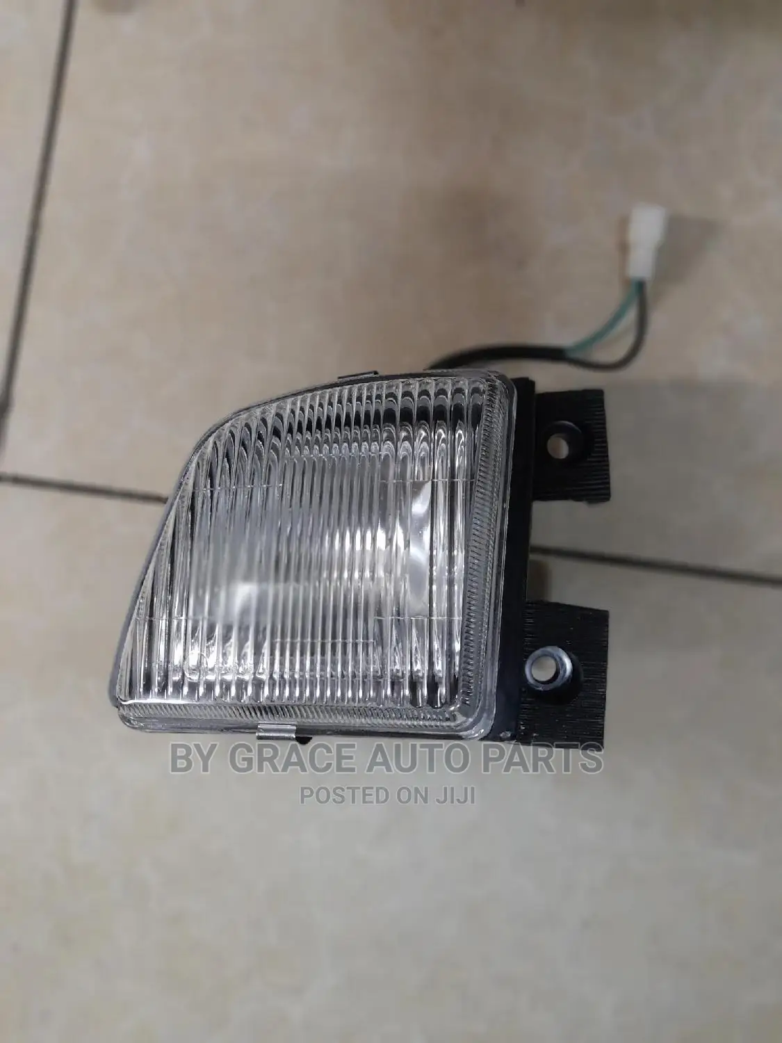 Foglamp/Bumper Lamp Shark/5l/Hiace