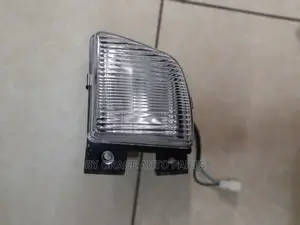 Foglamp/Bumper Lamp Shark/5l/Hiace