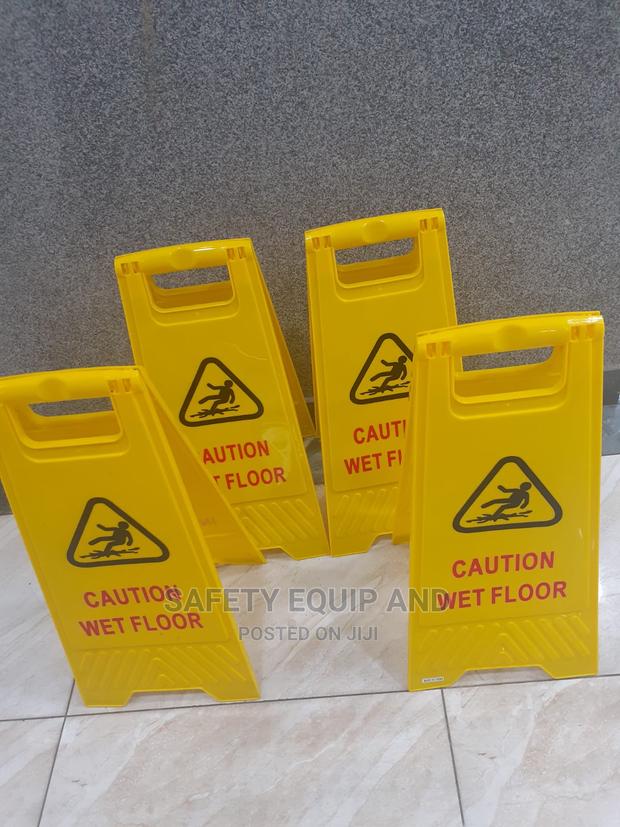 Cleaning Progress Signages Available - main view