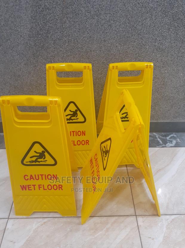 Caution Board[Cleaning In Progress ] Signages - thumbnail 3