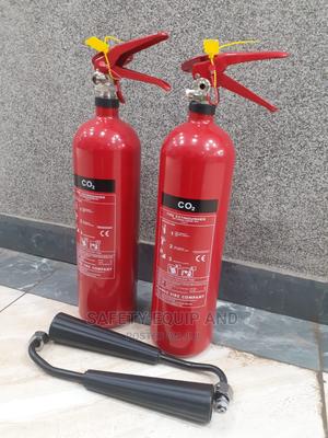 Carbon Dioxide Fire Extinguisher - thumbnail 2