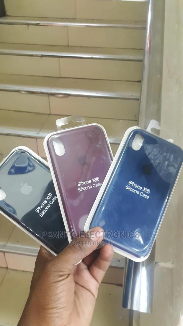 Apple Silicone Case for iPhone XR - thumbnail 2