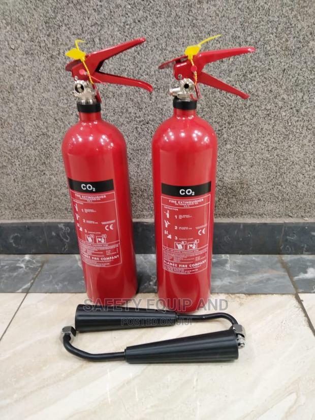 Fire Extinguishers/Carbondioxide - thumbnail 2
