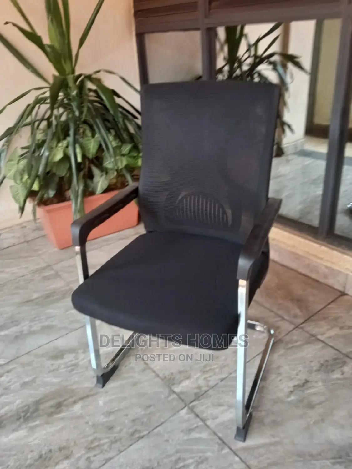 Orthopaedic Visitors/Office Chair
