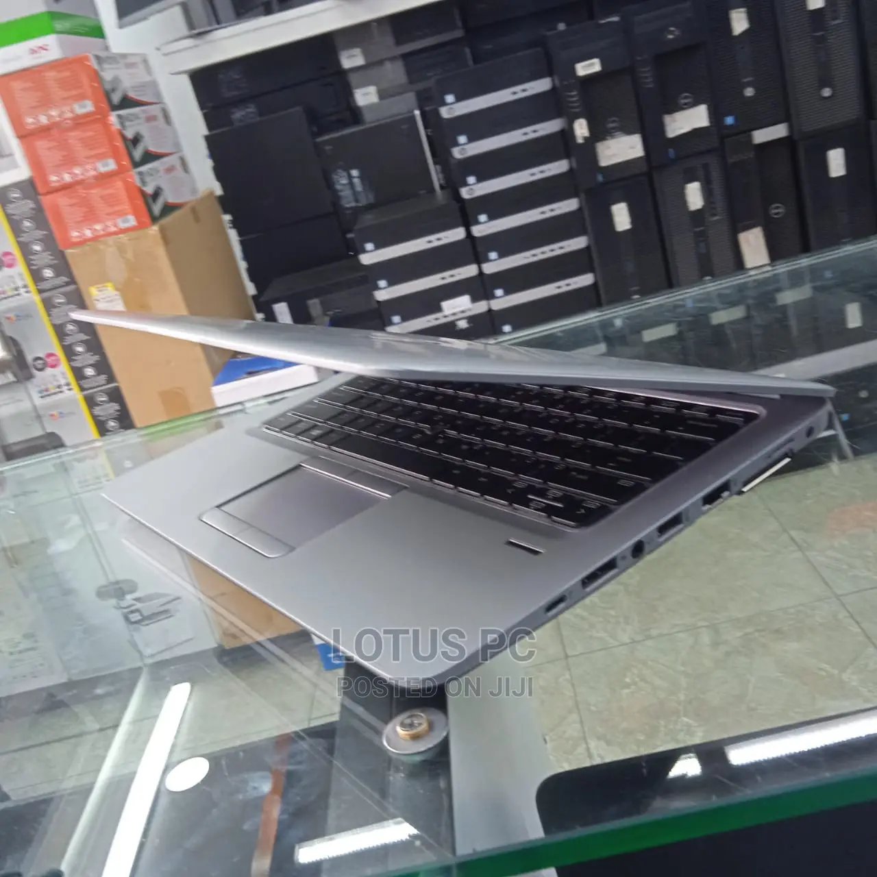 Laptop HP EliteBook 820 G3 4GB Intel Core I5 HDD 500GB