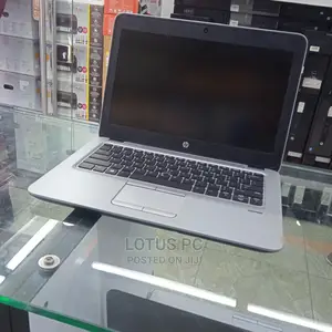 Laptop HP EliteBook 820 4GB Intel Core I7 HDD 500GB