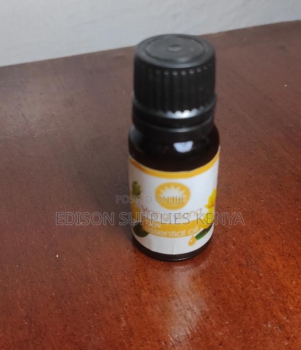 Ylang Ylang 100% Essential Oil - thumbnail 3