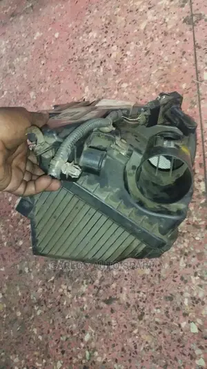 Air Cleaner Housing Prado 120