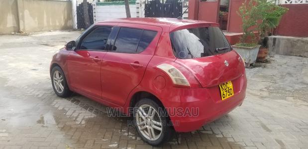 Suzuki Swift 2014 Red - thumbnail 3